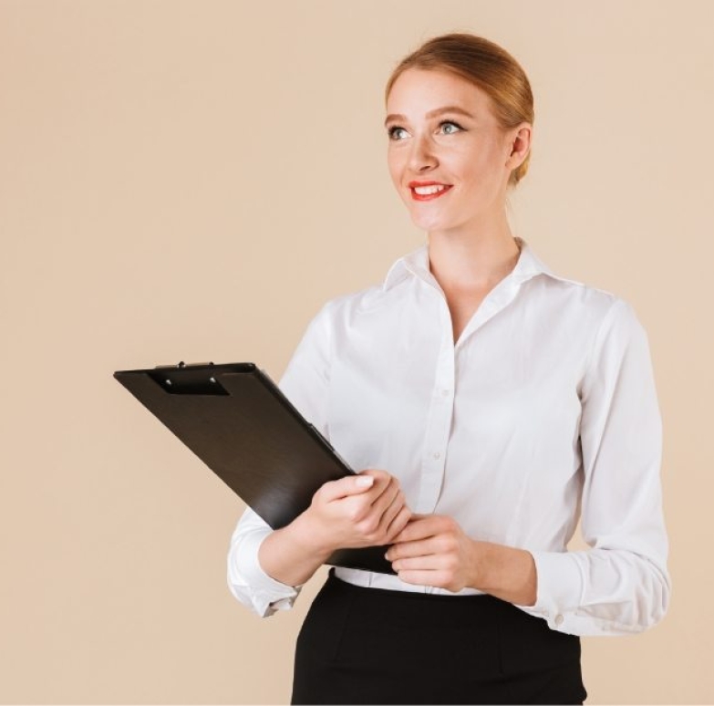 demo-attachment-20-amazing-business-woman-holding-clipboard-looking-8E2Y5Z7